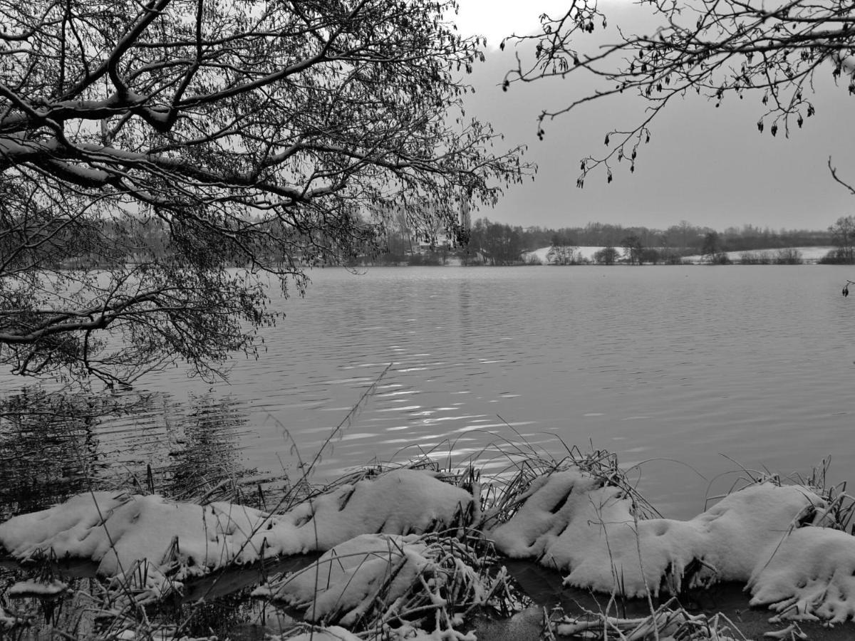 Flat In Eutin On The Kleiner Eutiner See Lake Extérieur photo