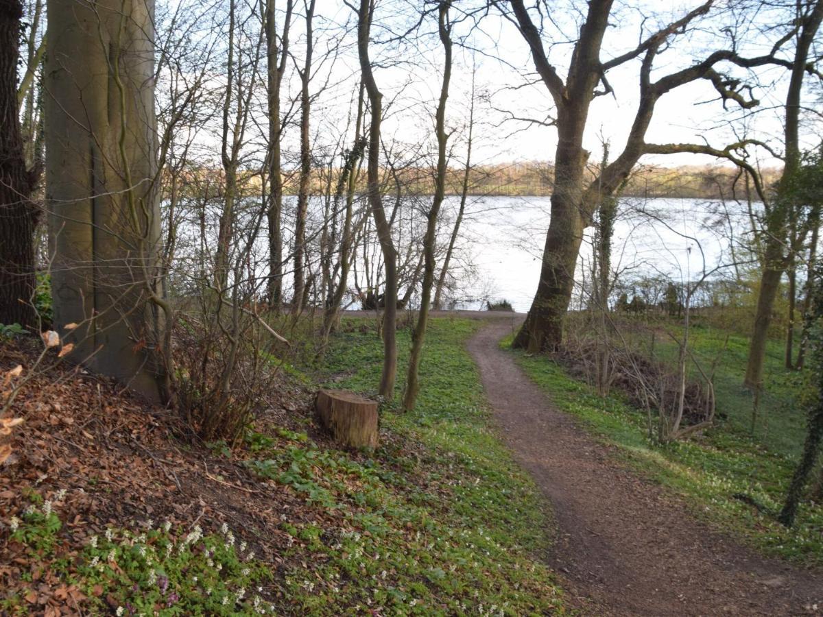 Flat In Eutin On The Kleiner Eutiner See Lake Extérieur photo